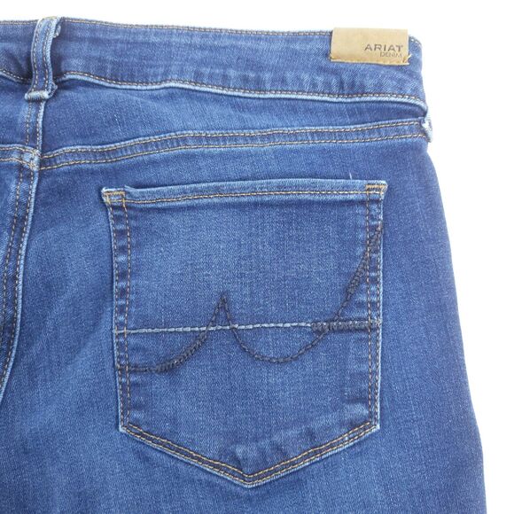 Ariat Straight Leg Button Zip Medium Wash Denim Jeans Womens Size 32R Blue - Picture 4 of 8